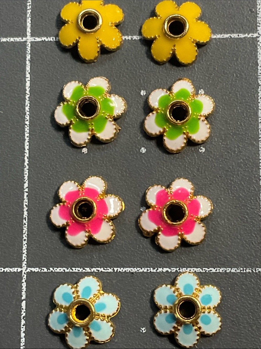 8mm Cloisonné Flower Bead Cap (10)
